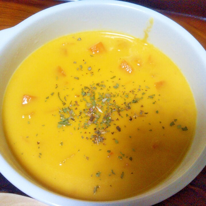 かぼちゃペースト&ダイスかぼちゃのスープ